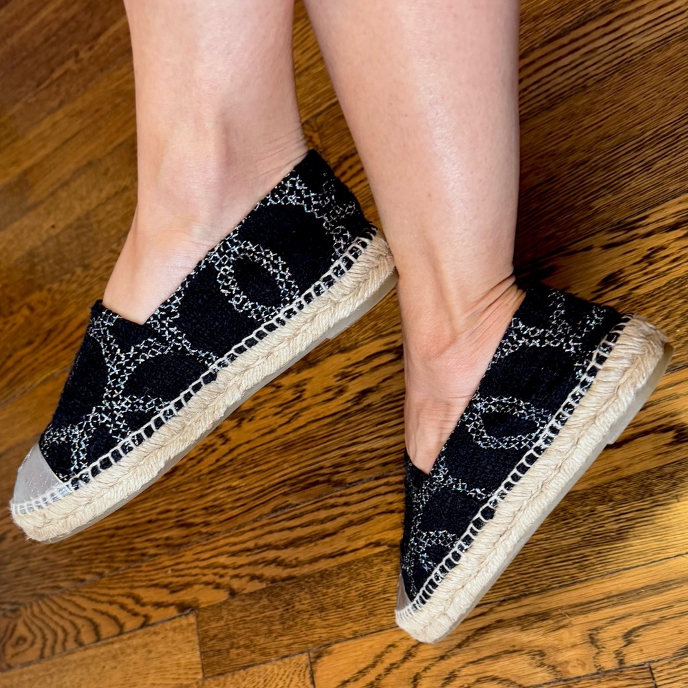 Chanel black tweed silver mettalic cc logo espadrilles - Picture 11 of 15